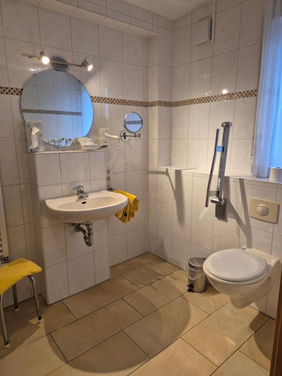 Hotel Zur Waage Bad Muenstereifel Exterior photo