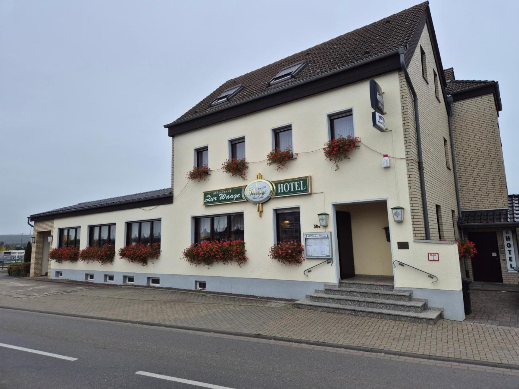 Hotel Zur Waage Bad Muenstereifel Exterior photo